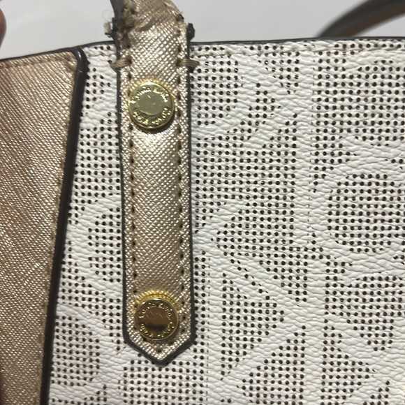 Calvin Klein large Signature and Gold Tone Tote - Picture 3 of 10